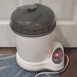 WABI Gray and White Bottle Sterilizer Wash And Dry